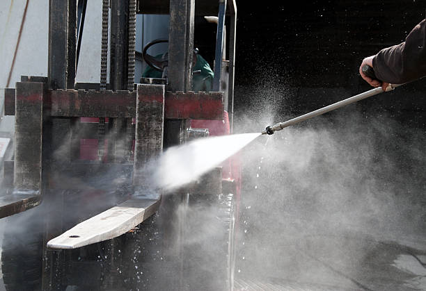 Post-Construction Pressure Washing in Ridge Manor, FL